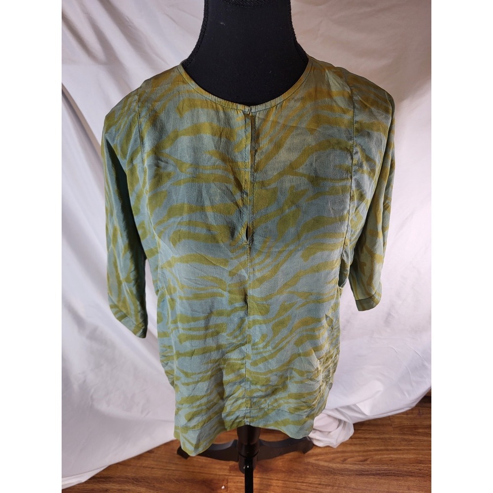 Seek Brand 100% Silk Animal Print Size XS Blouse